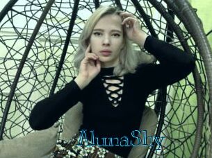 AlunaShy