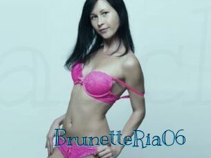 BrunetteRia06