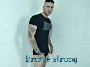 Brucie_strong