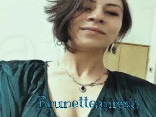 Brunetteamyxo