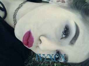IVY_XOX