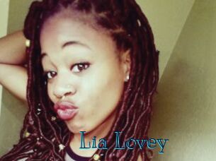 Lia_Lovey