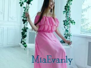 MiaEvanly