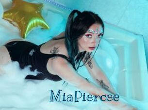 MiaPiercee