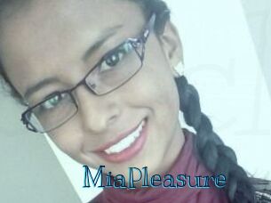 Mia_Pleasure