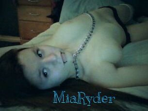 Mia_Ryder