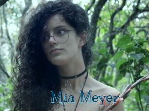 Mia_Meyer