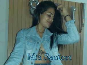 Mia_Santori