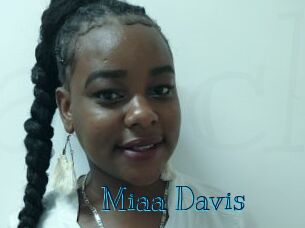 Miaa_Davis