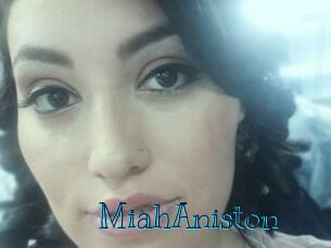 MiahAniston