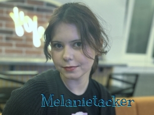 Melanietacker