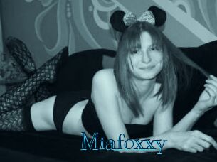 Miafoxxy