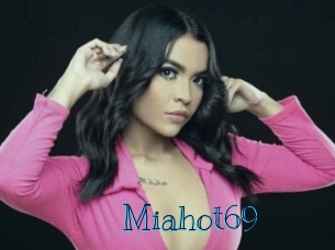 Miahot69