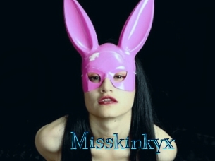 Misskinkyx