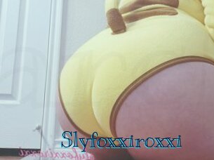 Slyfoxxiroxxi