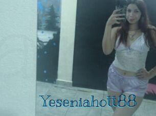 Yeseniahott88