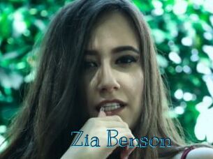 Zia_Benson
